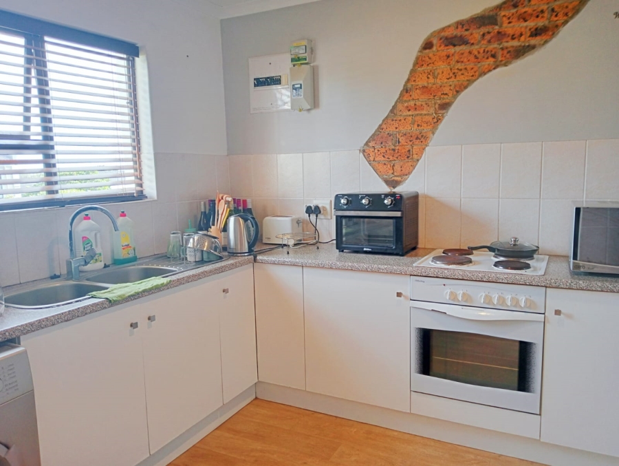 To Let 2 Bedroom Property for Rent in Sandbaai Western Cape